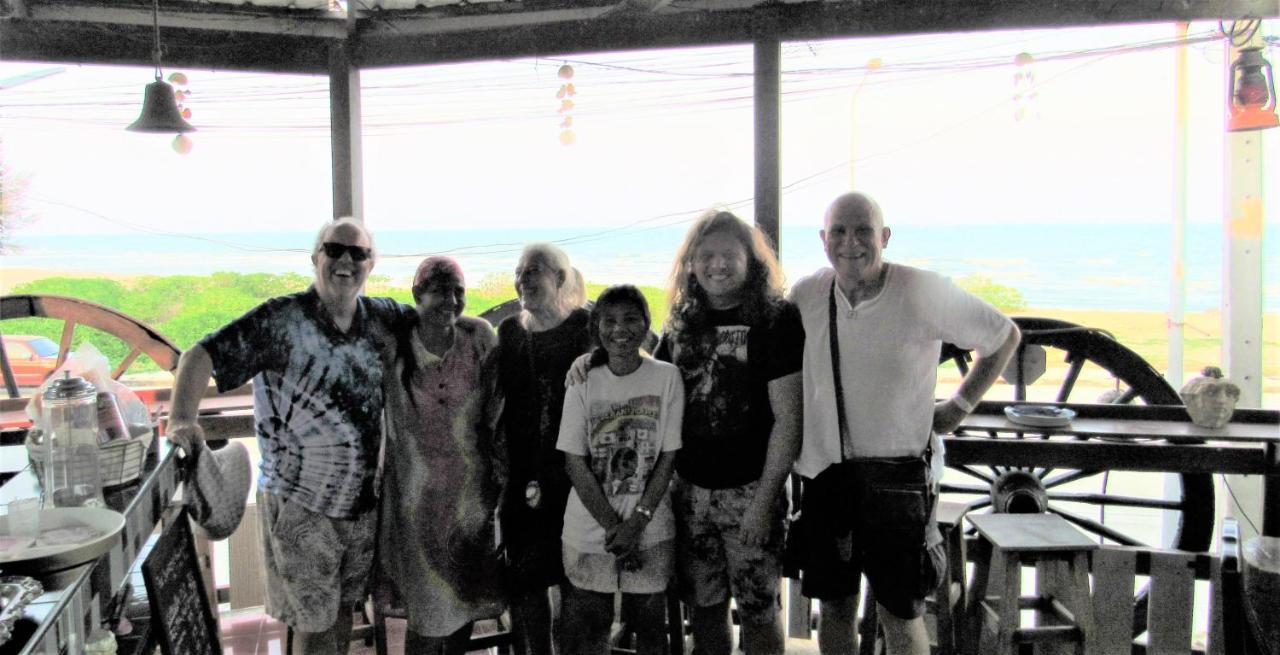 The Sunrise Beach Cafe And Guesthouse Ban Tha Khoi Eksteriør bilde